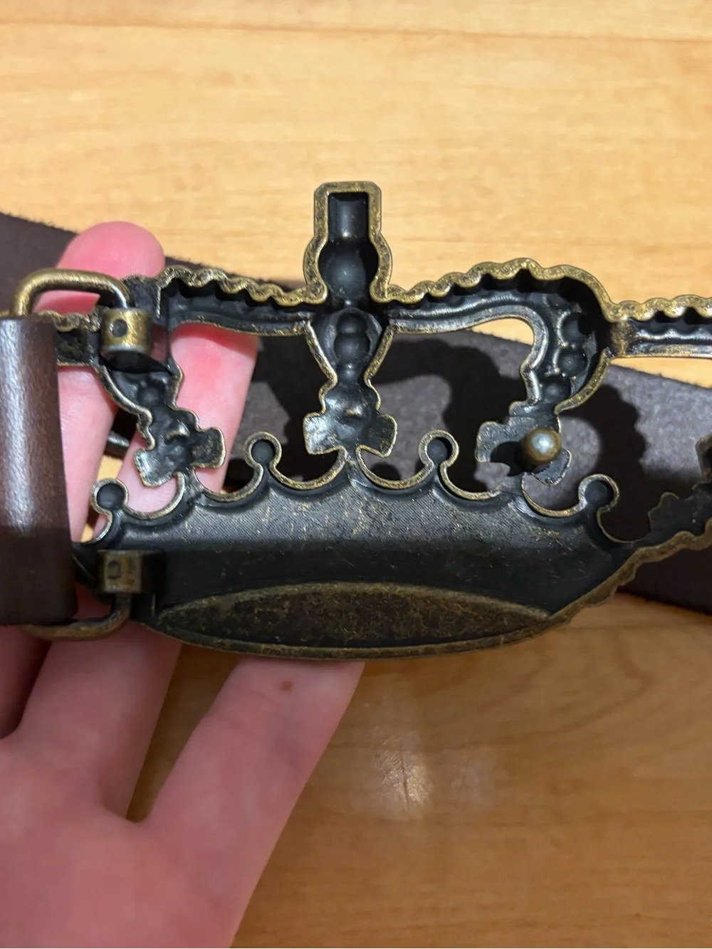 Women’s Small CAbi Brown Crown Leather Buckle